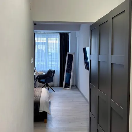 Apartment New Stylish For Rent - Heart Of The