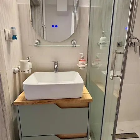 New Stylish For Rent - Heart Of The Bucharest